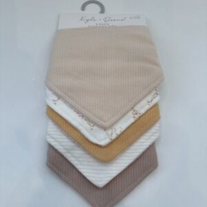 Kyle & Deena 5 Pack Bandana Bib Set Giraffe Tan Yellow Brown Neutral Unisex